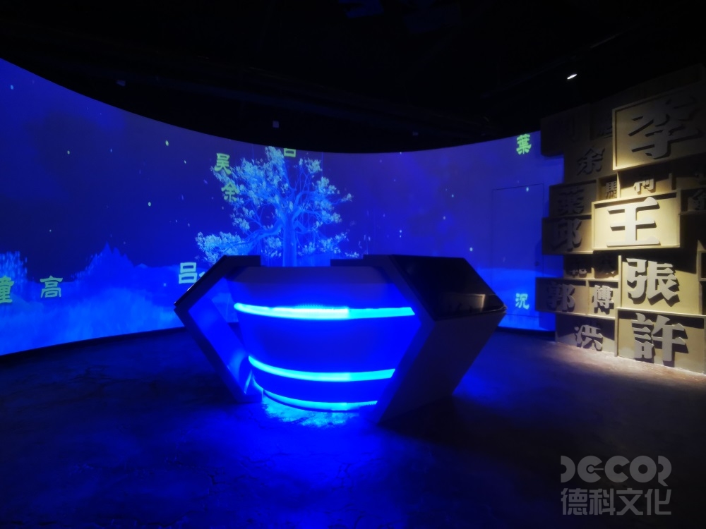 如何制定展館布展工程的評估指標？